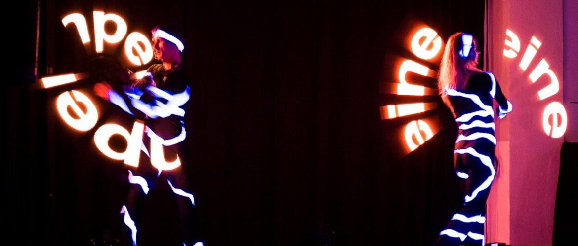 LED Show Duo
